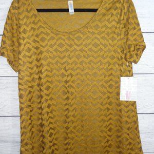 COPY - Lularoe Medium Classic Tee